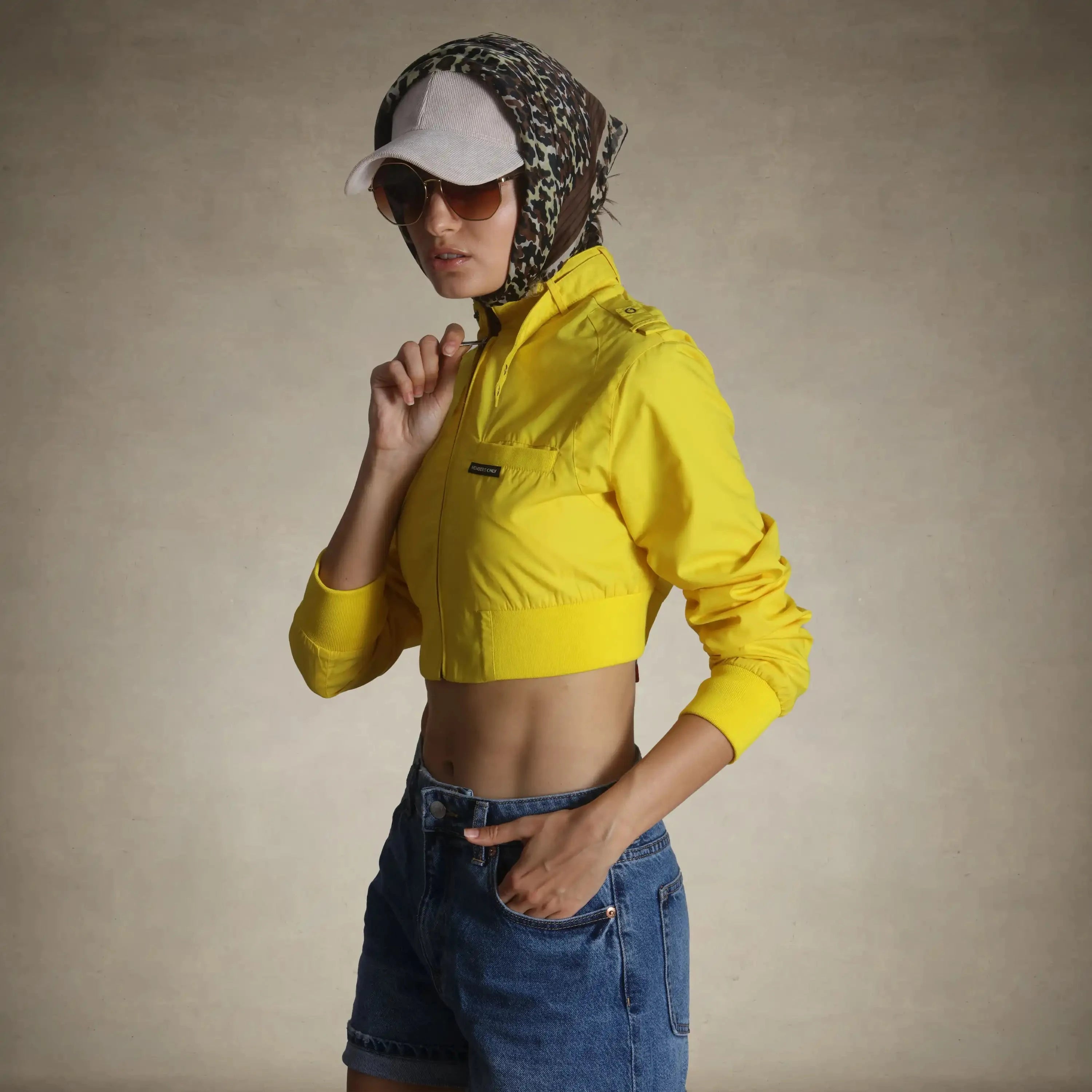 members only women's cropped racer jacket small yellow