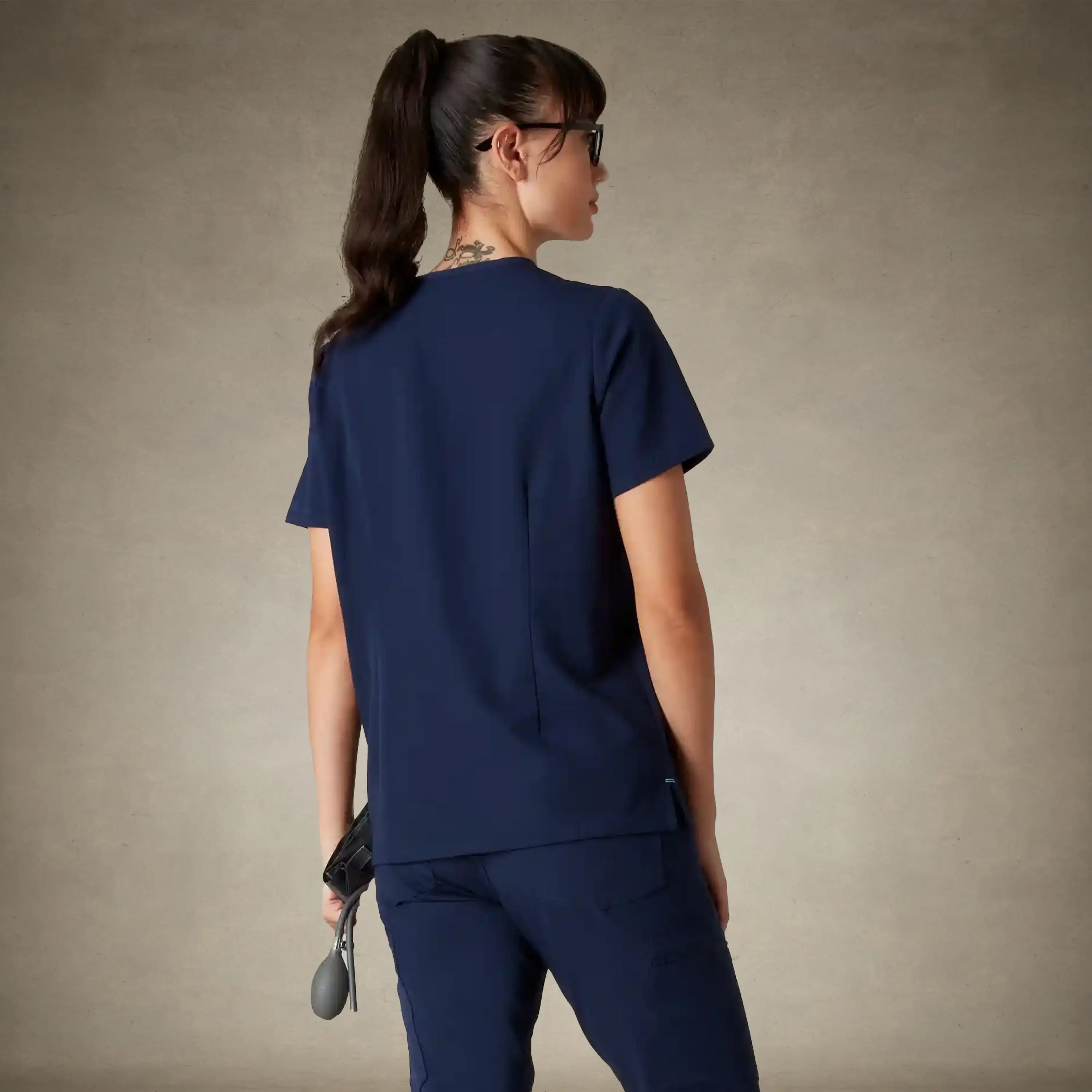 Palermo 4-Pocket Scrub Top