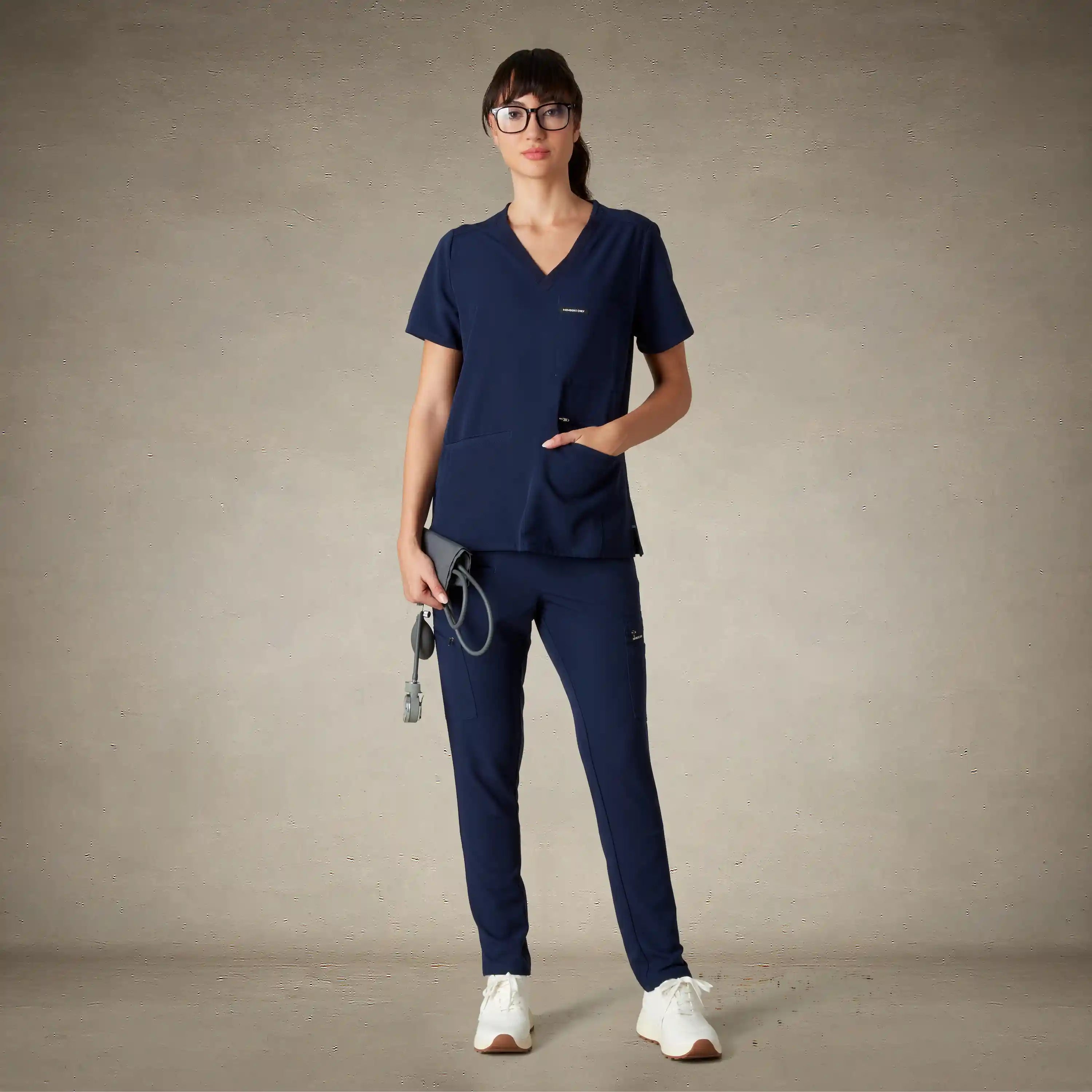 Palermo 4-Pocket Scrub Top