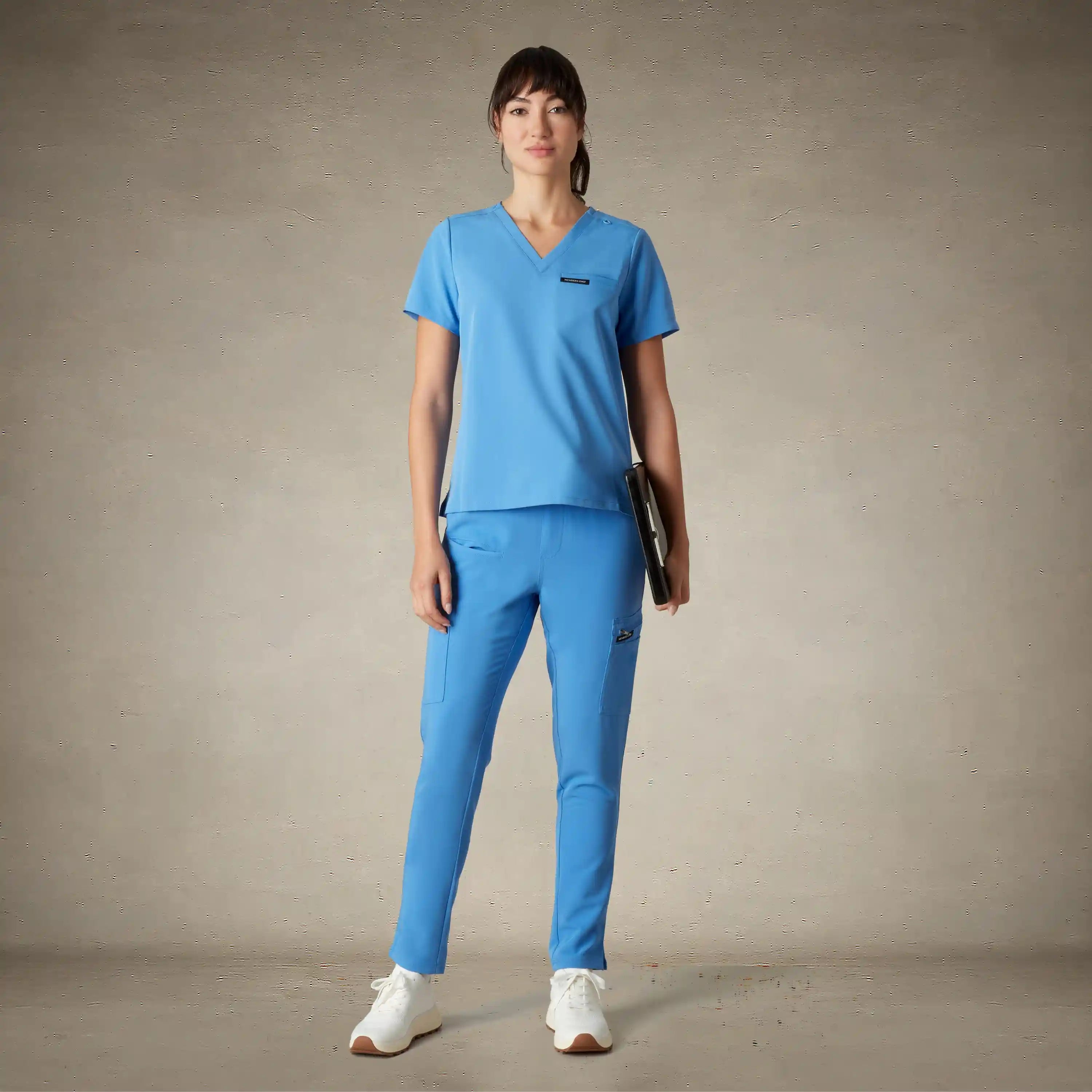 Bari 1-Pocket Scrub Top