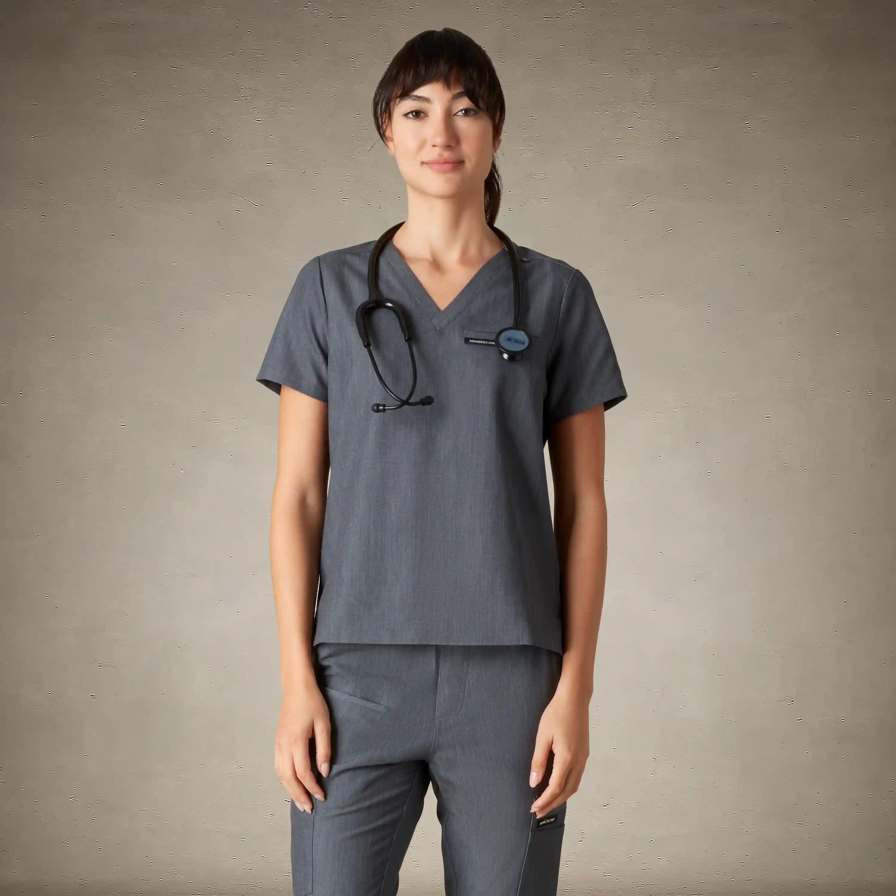 Bari 1-Pocket Scrub Top