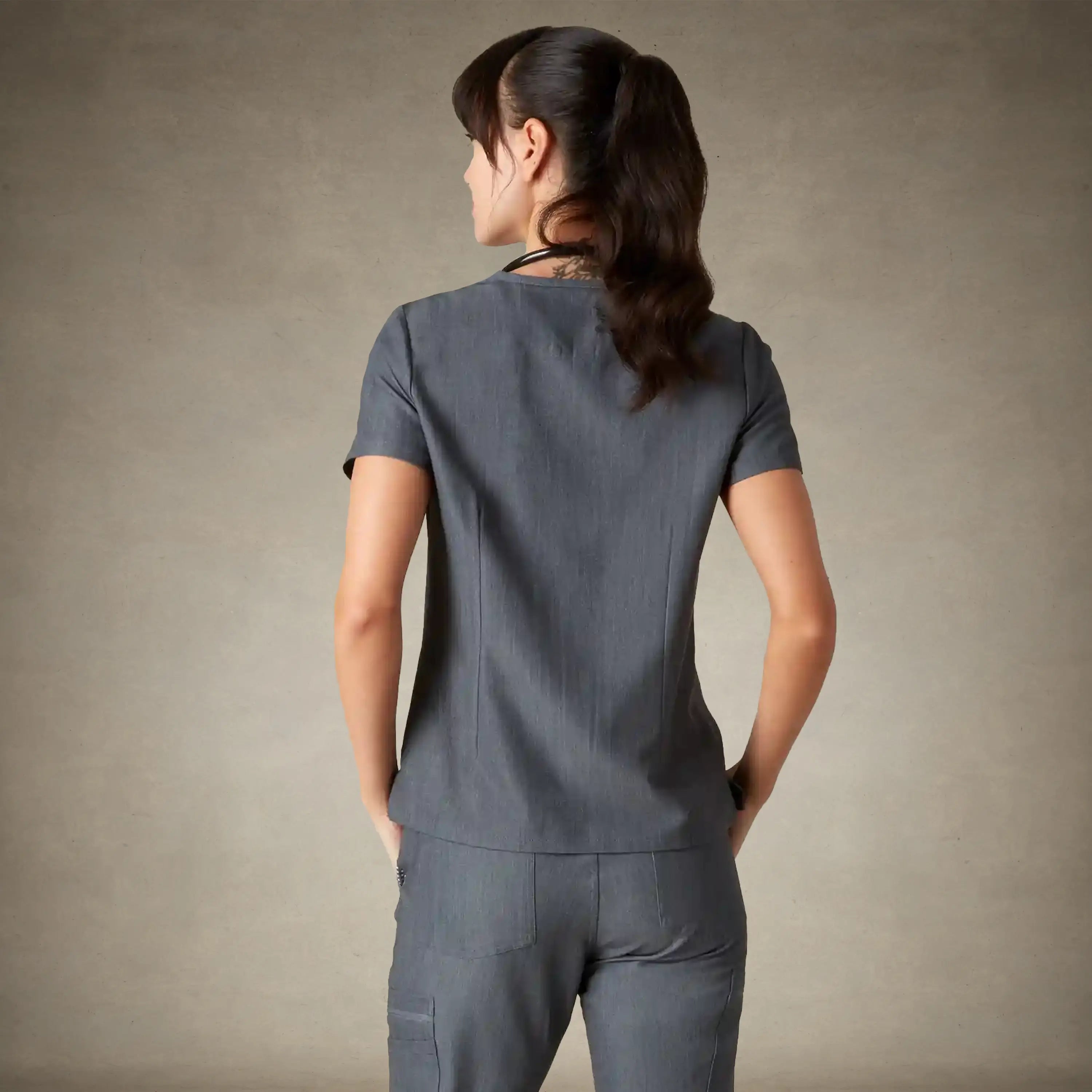 Bari 1-Pocket Scrub Top