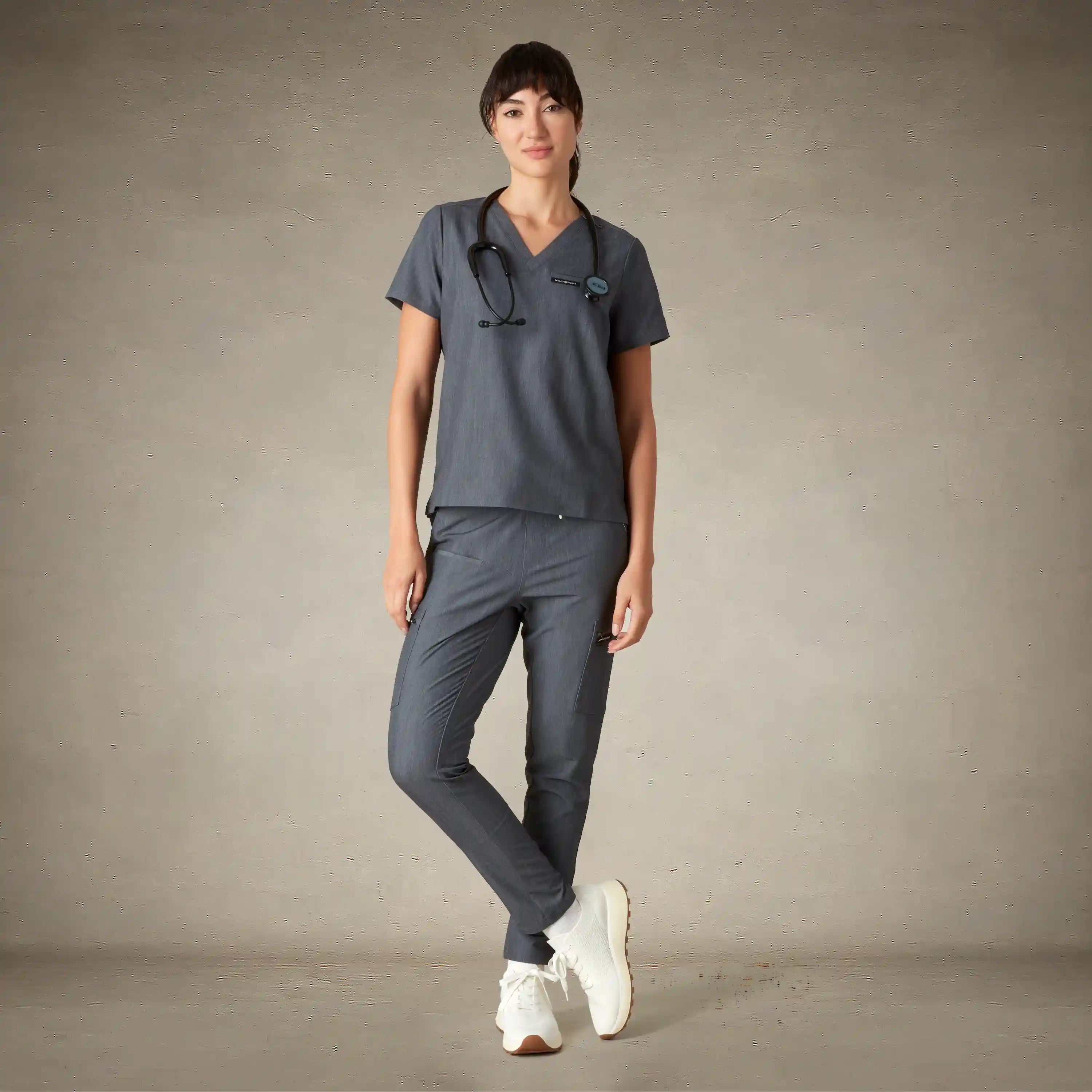 Bari 1-Pocket Scrub Top