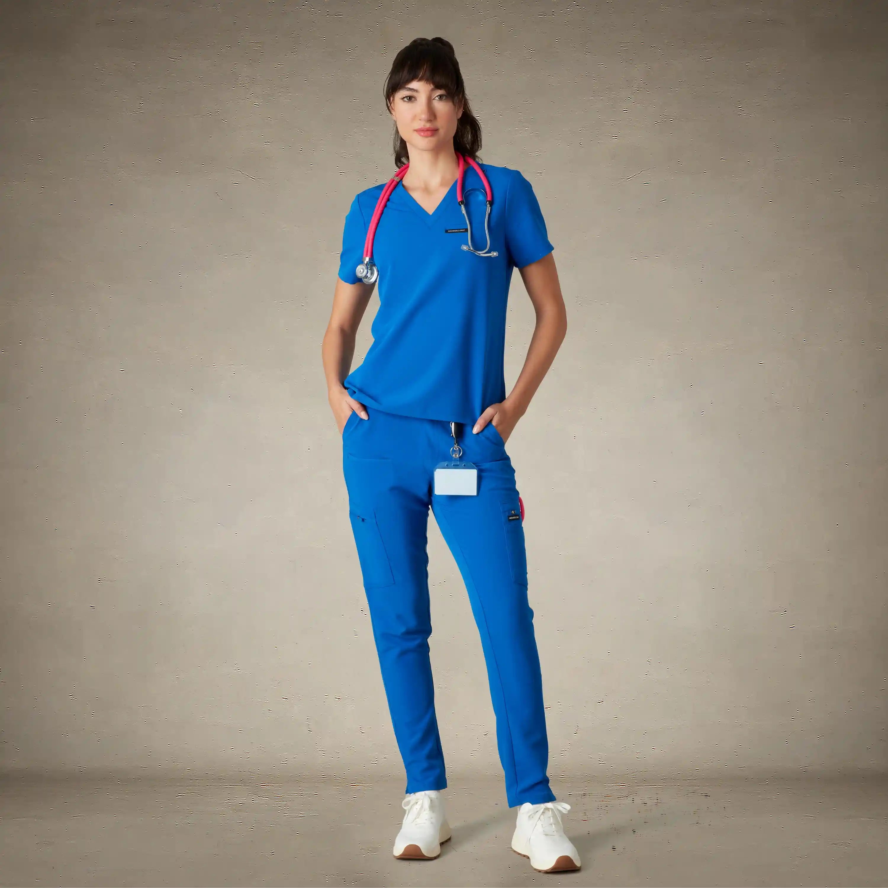 Bari 1-Pocket Scrub Top