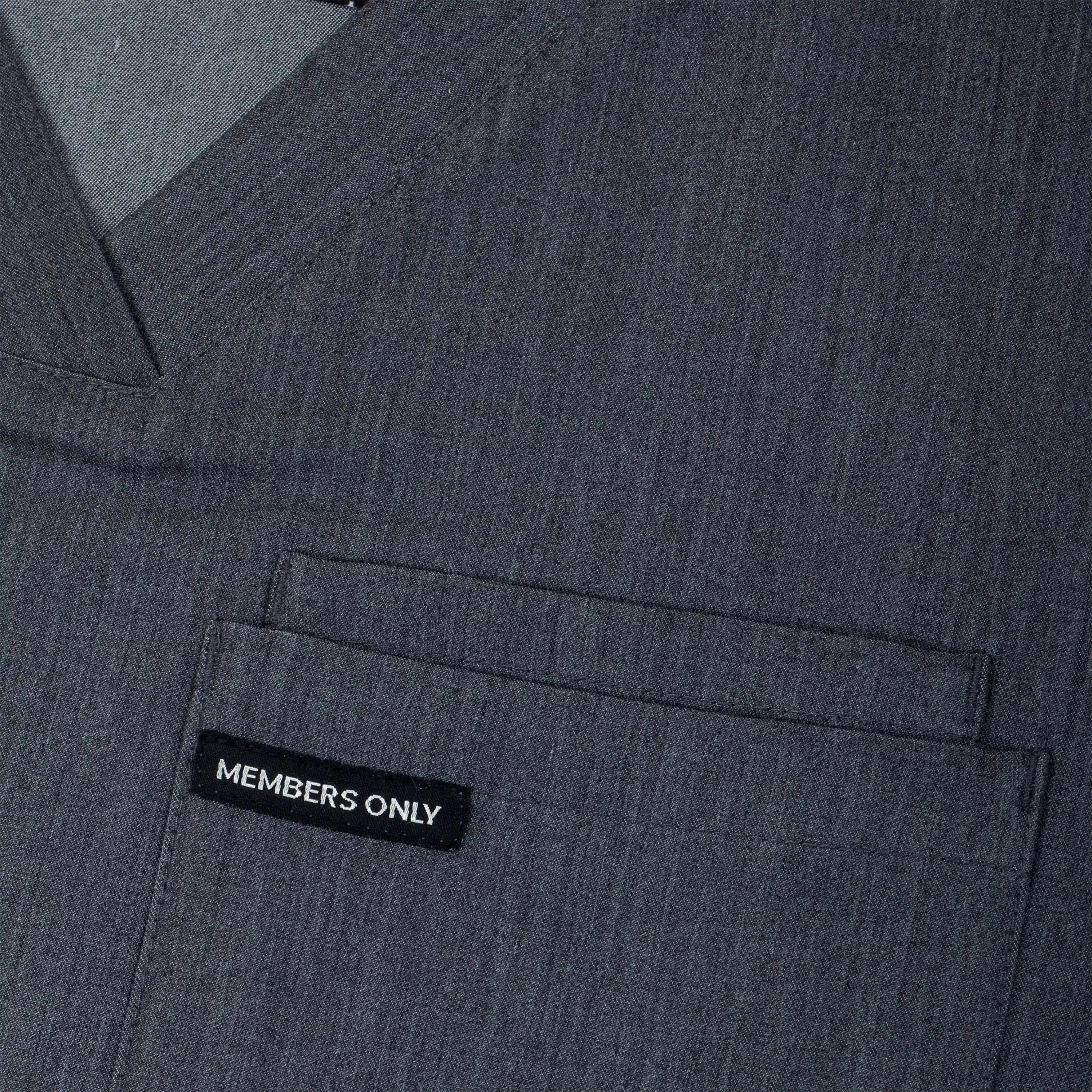 Members Only Brighton 2-Pocket Mens Scrubs Top for hospital uniforms Grey Small