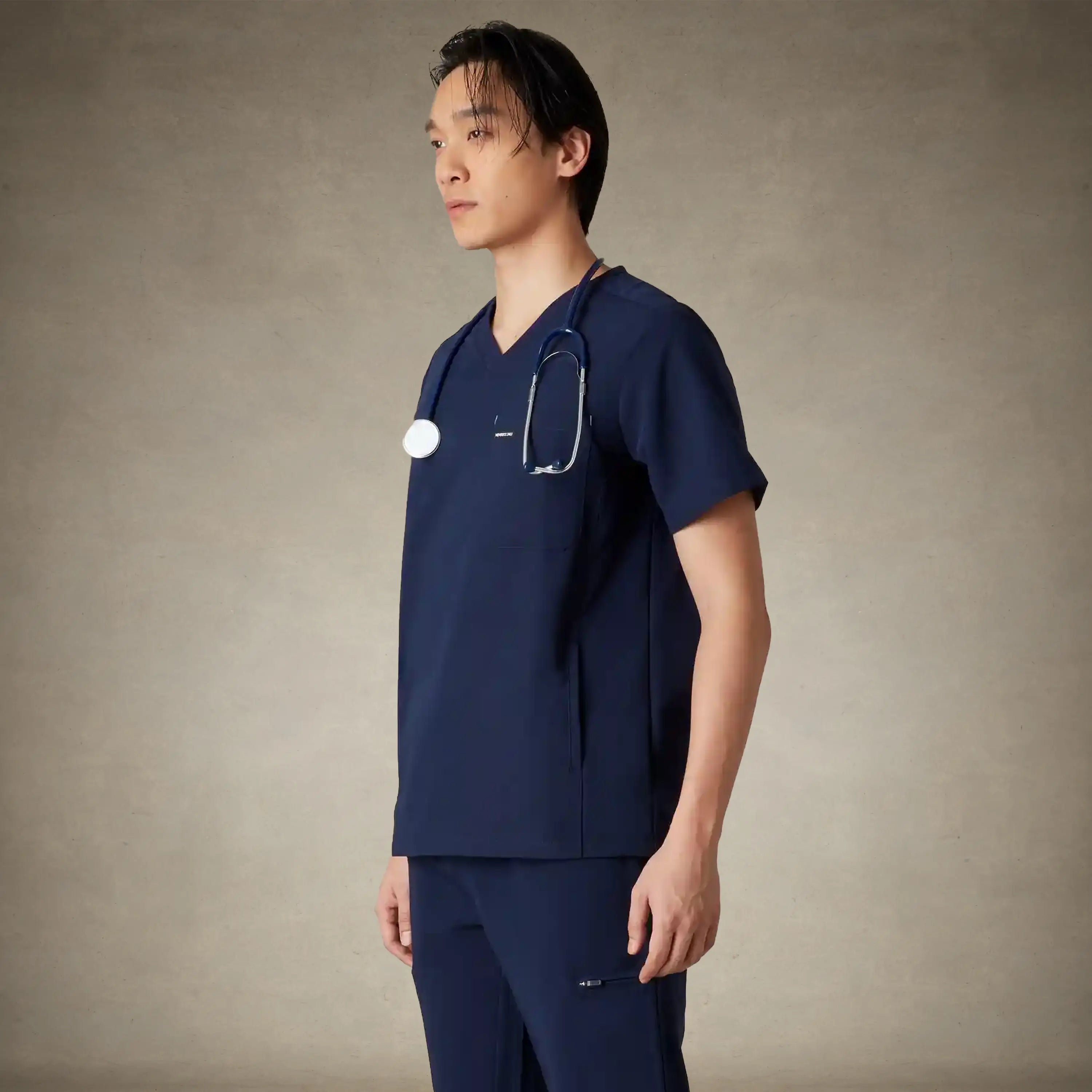 Manchester 3-Pocket Scrub Top