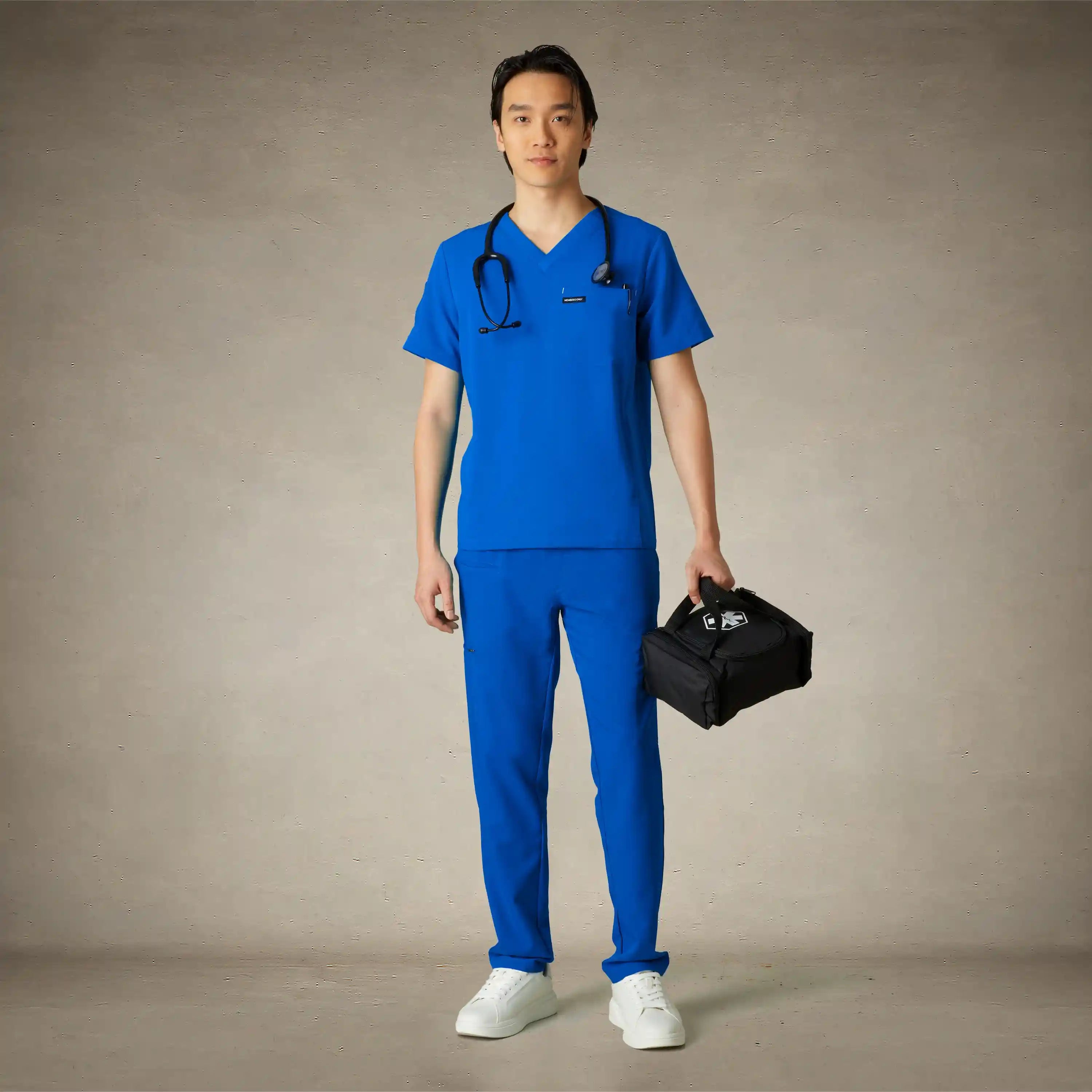 Manchester 3-Pocket Scrub Top