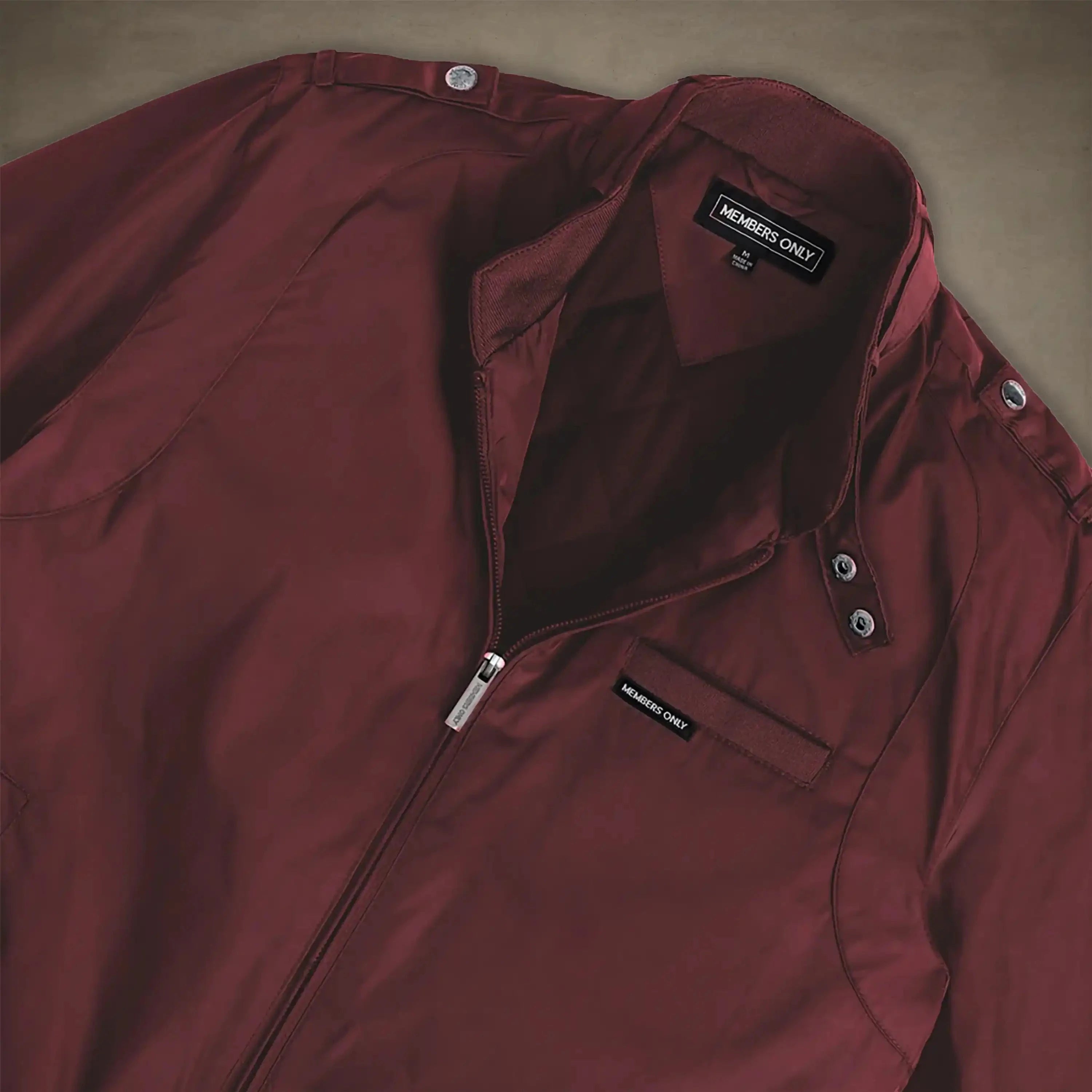 members only men's iconic racer quilted lining jacket small burgundy