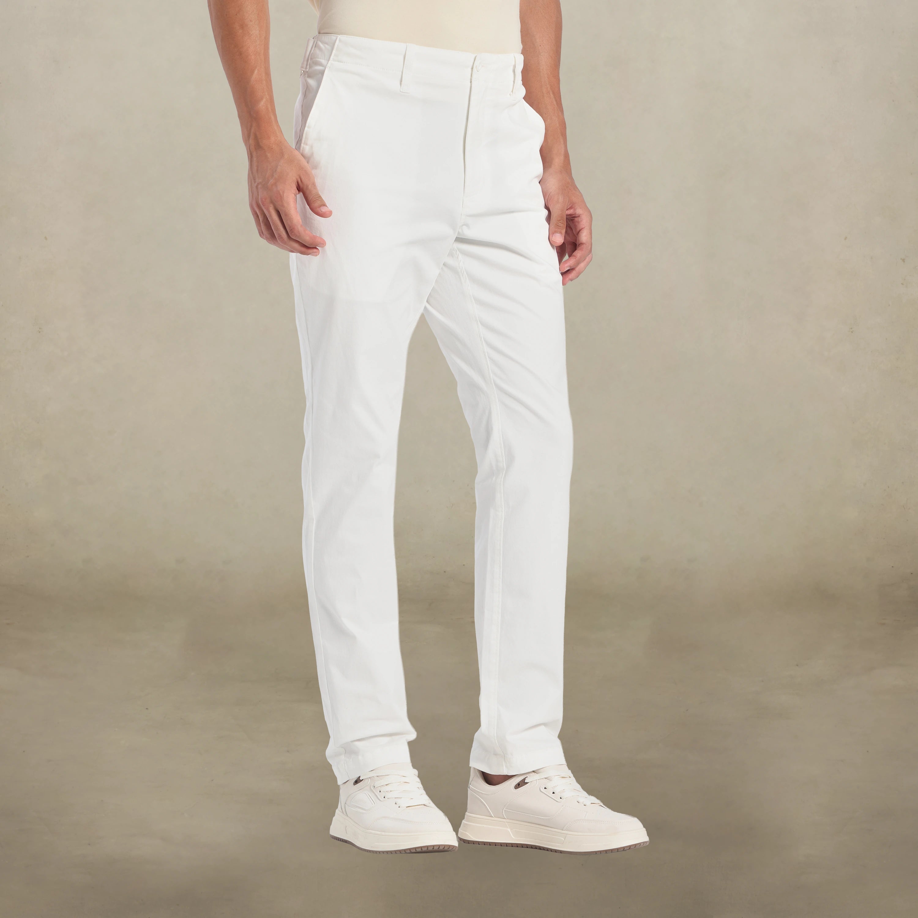 Classic men's trousers with pockets