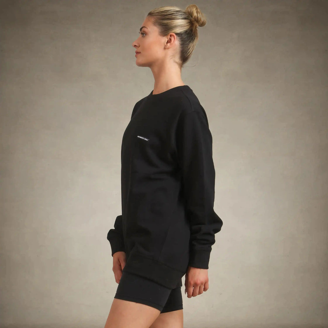 everyone cotton crew neck sweatshirt 黒 M everyone cotton crew neck sweatshirt 黒 - メルカリ