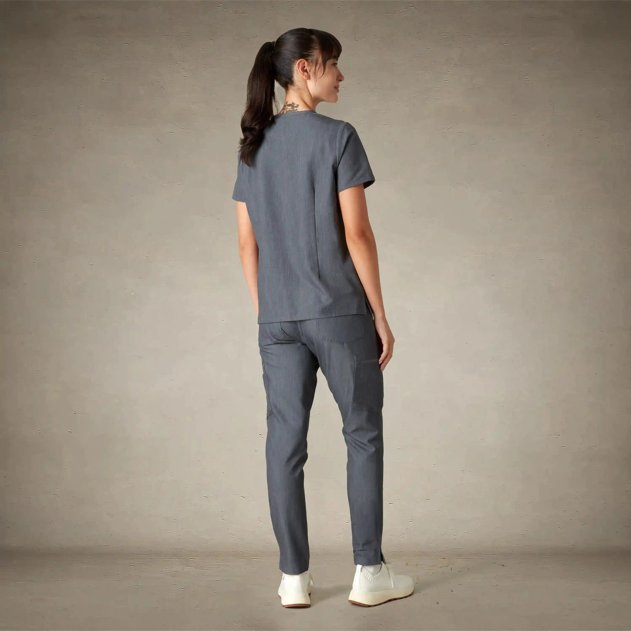 Cordoba 5-Pocket Scrub Top Womens Scrub Top Members Only®