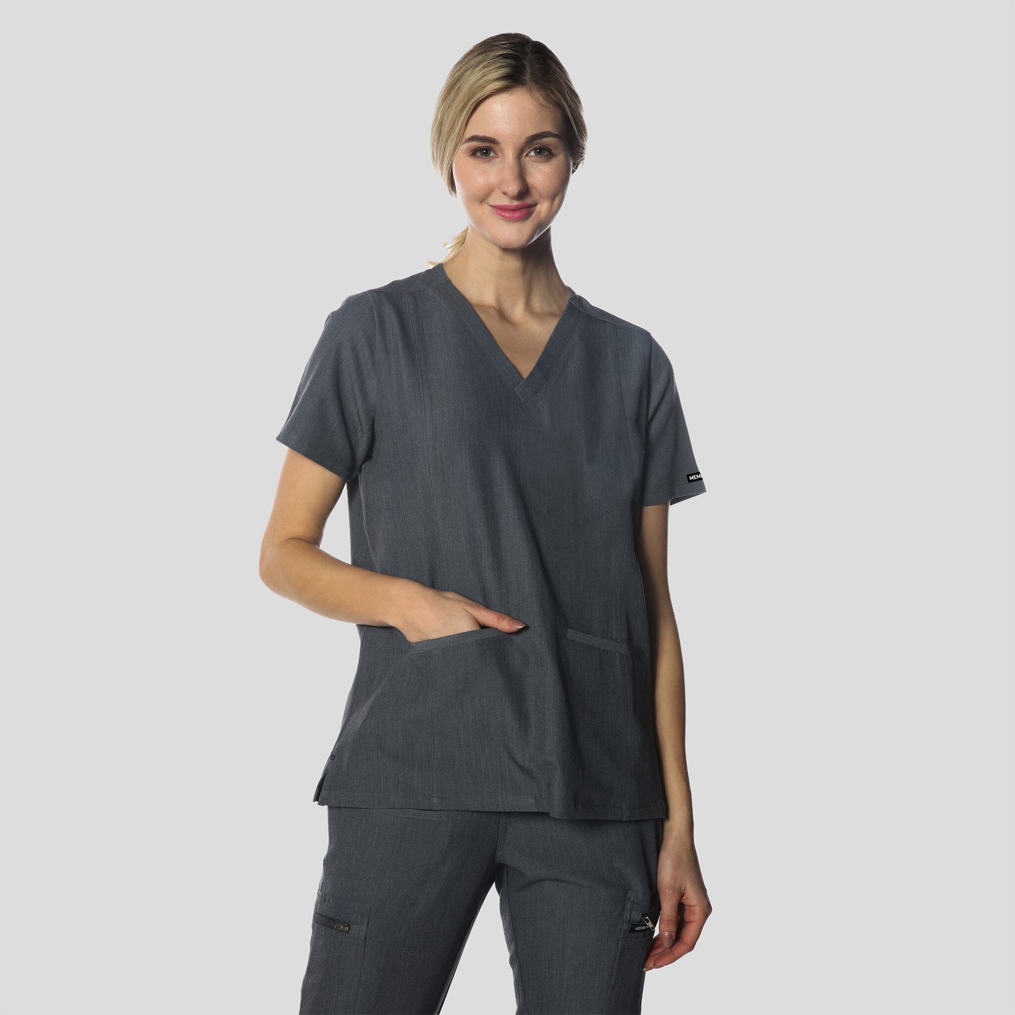 Women’s Ravenna 2-Pocket Scrub Top Womens Scrub Top Members Only Official Graphite Large 