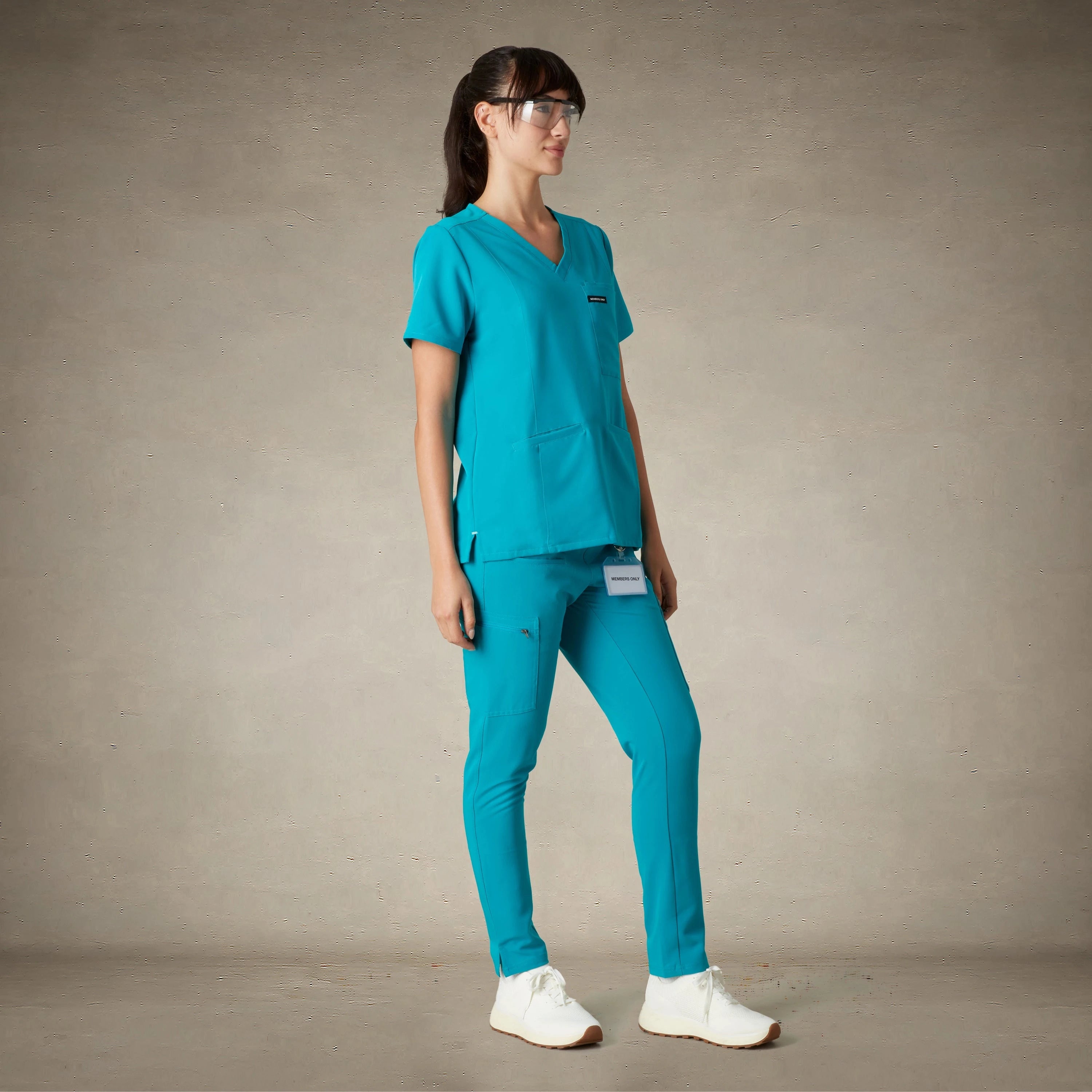 Siena 5-Pocket Scrub Top Womens Scrub Top Members Only® 