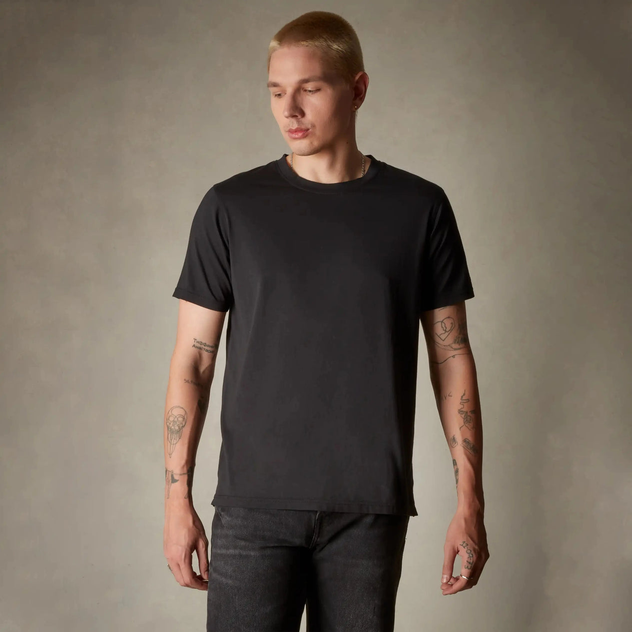 Men’s Crew Neck T-Shirt Members Only®